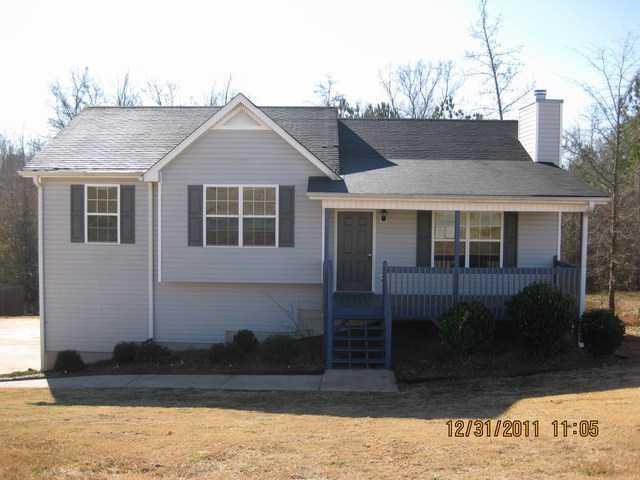 188 Twin Oaks Ln., Dallas, GA 30157