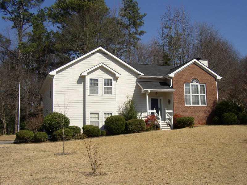 2986 Sutton Dr., Marietta, GA 30064