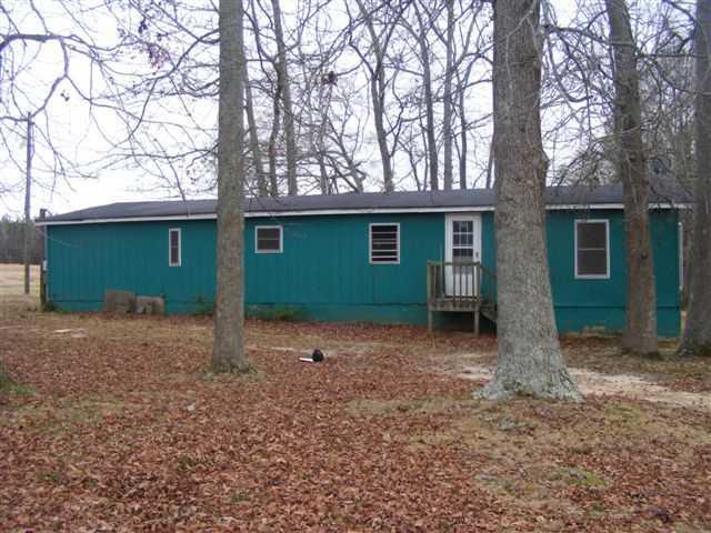 4689 Rosebud Rd., Loganville, GA 30052