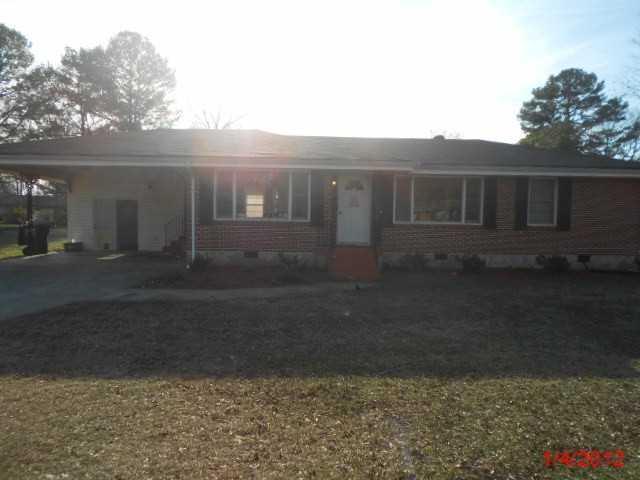 1665 Rockbridge Rd., Stone Mountain, GA 30087