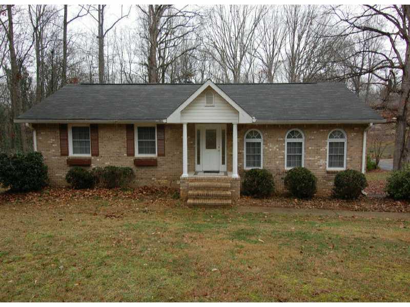 1091 Mountain Woods Ct., Stone Mountain, GA 30087