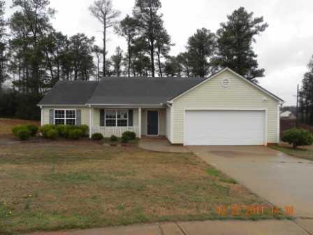 814 Rosewood Ln., Monroe, GA 30656