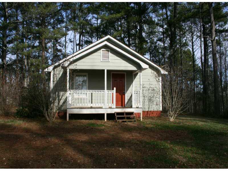 1043 Gold Mine Rd., Dallas, GA 30157