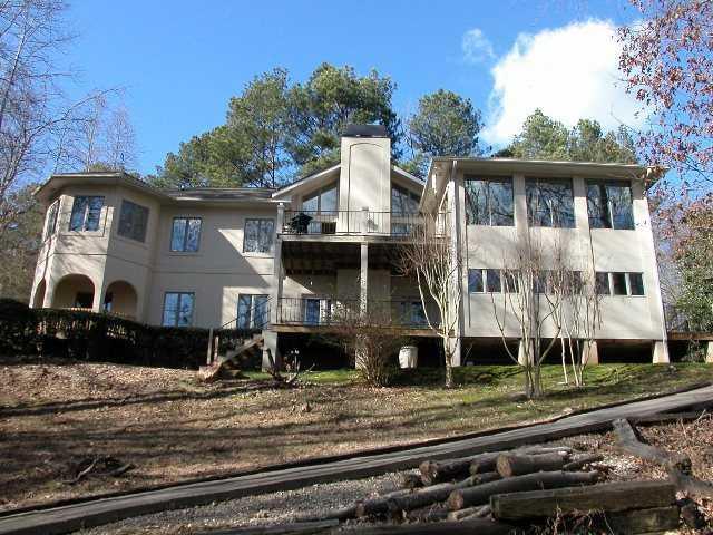 5465 Little River Cir., Gainesville, GA 30506