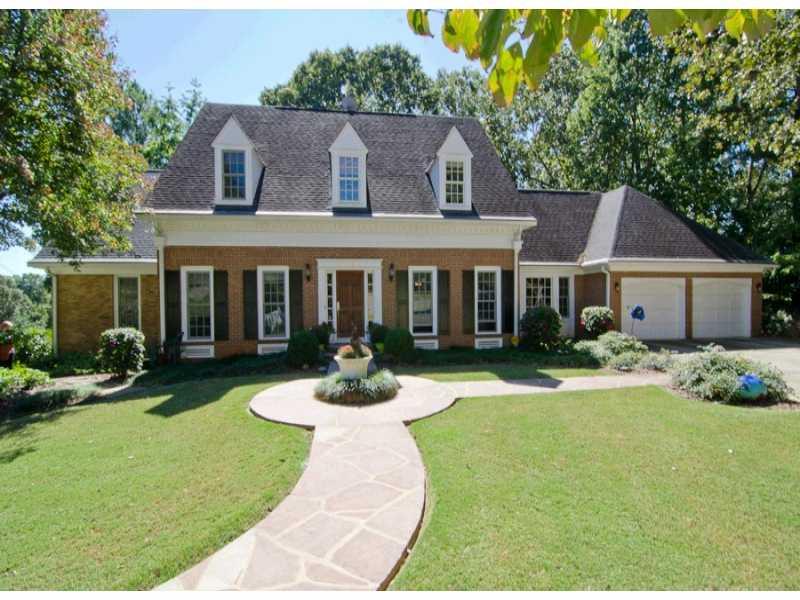 2984 Vinings Forest Way, Atlanta, GA 30339