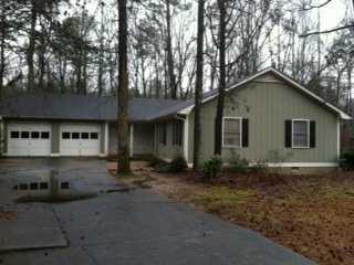 100 Saratoga Dr., Lawrenceville, GA 30044