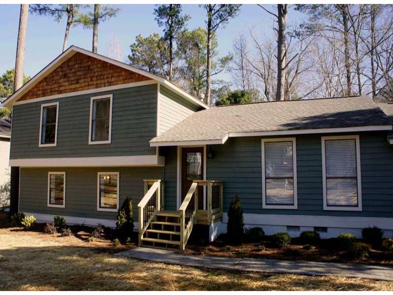 9705 Loblolly Ln., Roswell, GA 30075