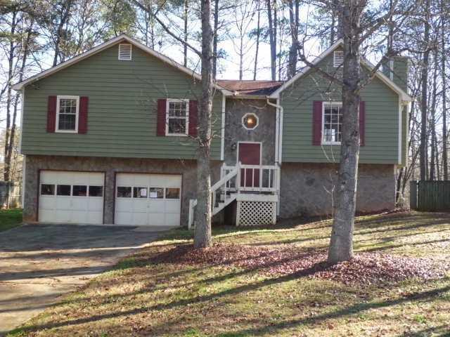 73 Russell Dr., Hiram, GA 30141