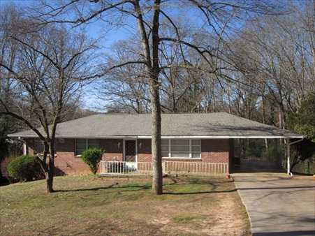 2555 Gould Dr., Gainesville, GA 30504