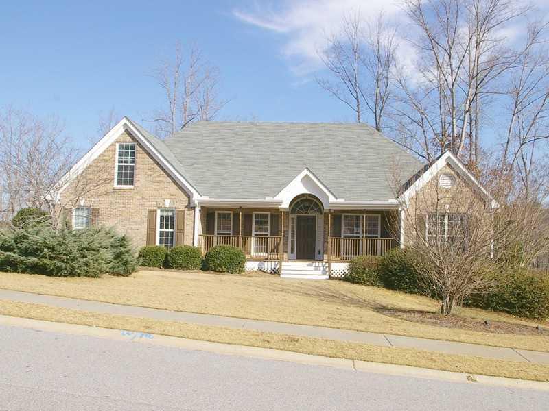 5545 River Valley Way, Flowery Branch, GA 30542