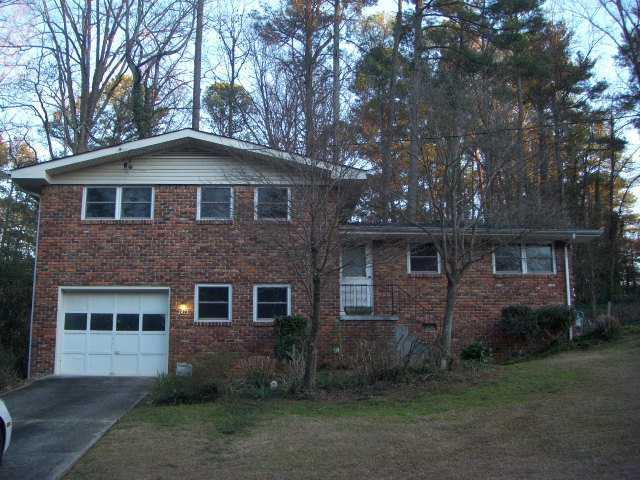 2423 Rhineland Ct., Atlanta, GA 30345