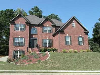 3966 Thompson Lake Dr., Buford, GA 30519