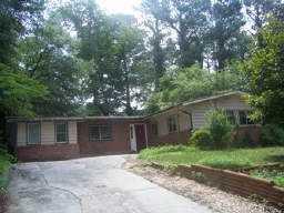 2671 Woodacres Rd., Atlanta, GA 30345