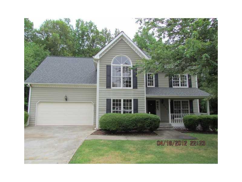 812 Weatherwood Trace, Lawrenceville, GA 30043