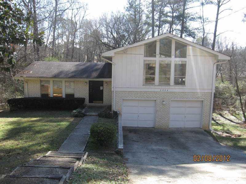 2804 Dunnington Cir., Atlanta, GA 30341