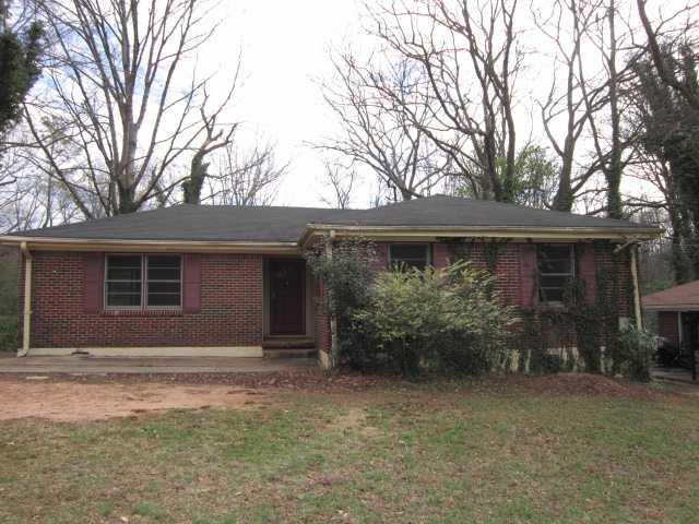 2690 Rollingwood Ln., Atlanta, GA 30316