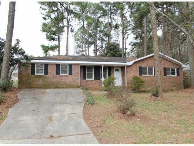 1402 Rockbridge Rd., Stone Mountain, GA 30078