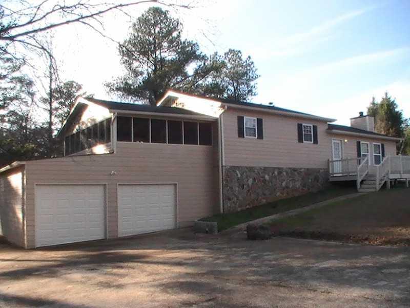 4912 W Ridge Dr., Douglasville, GA 30135