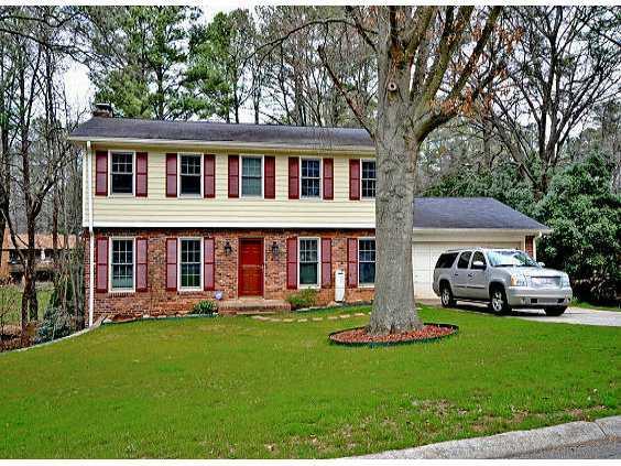 4004 Tipperary Tr., Tucker, GA 30084