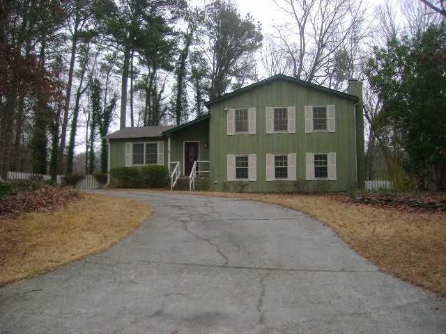 3206 Brownlee Ln., Lilburn, GA 30047