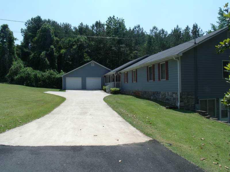 4712 Meadows Rd., Powder Springs, GA 30127