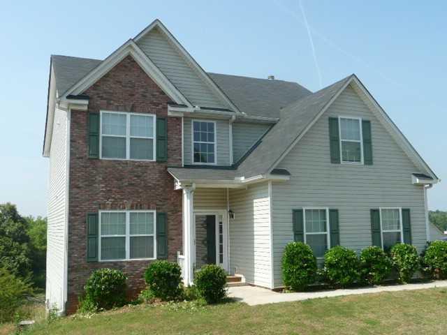 6405 Queensdale Dr., Douglasville, GA 30135