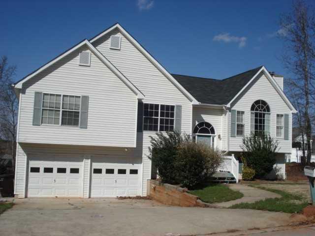 6386 Hillview Ln., Douglasville, GA 30134