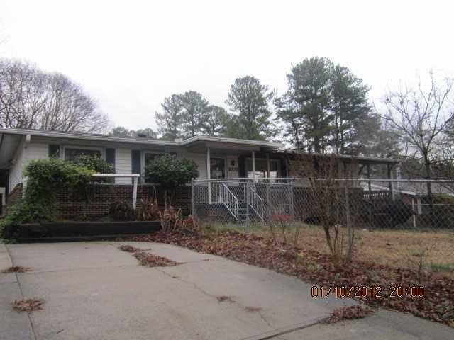 1002 Hawthorne Way, Marietta, GA 30062