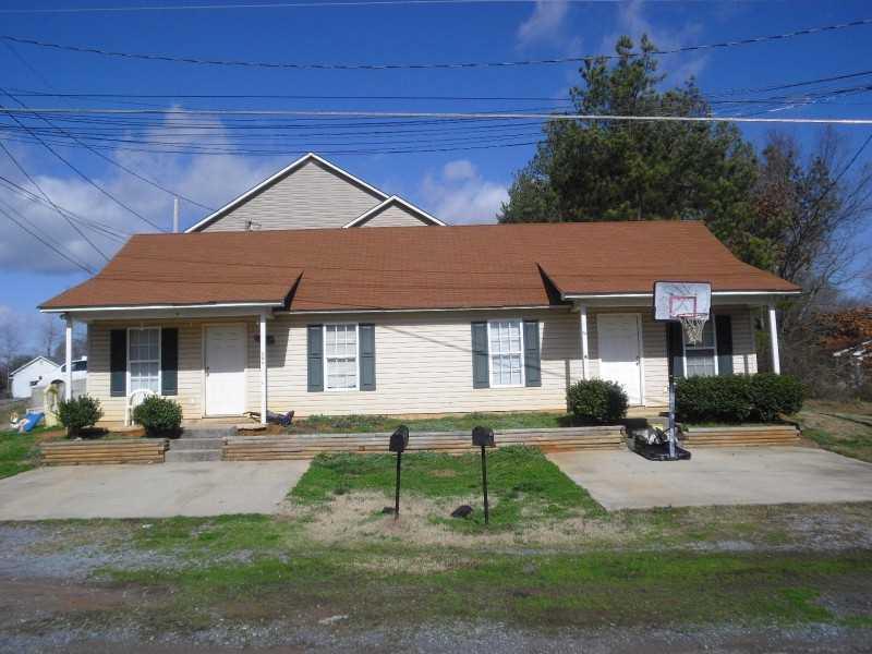 95 Bruce St., Adairsville, GA 30103