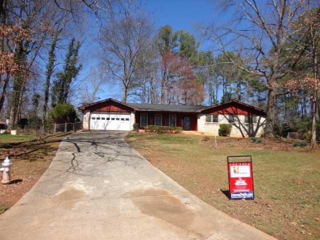 1182 Beechwood Ct., Stone Mountain, GA 30087