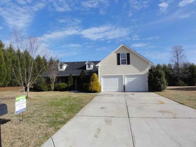 9 Hillcrest Dr., Hiram, GA 30141