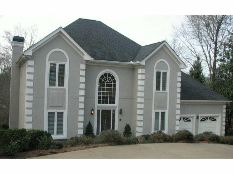 4060 Runnymede Dr., Lilburn, GA 30047