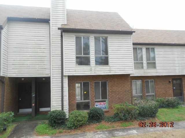 3238 Strawberry Ln., Decatur, GA 30034