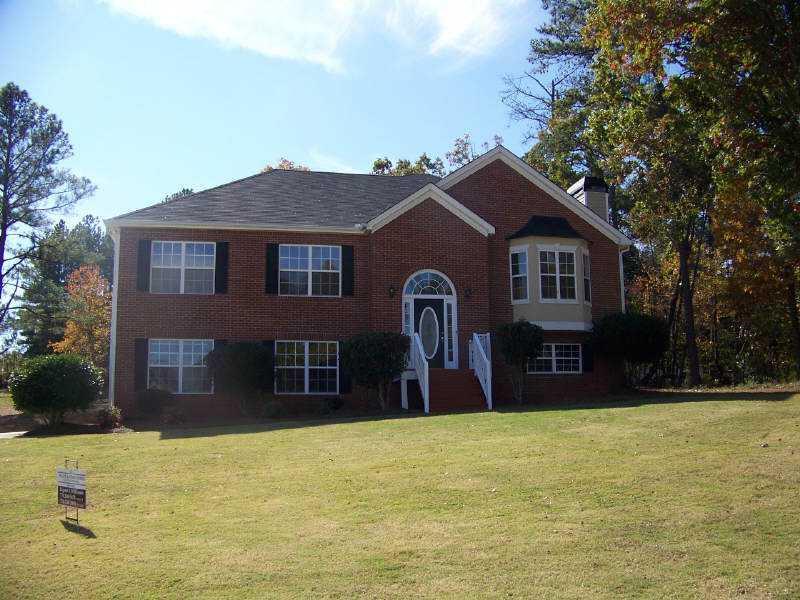 6815 Regal Ct., Douglasville, GA 30135