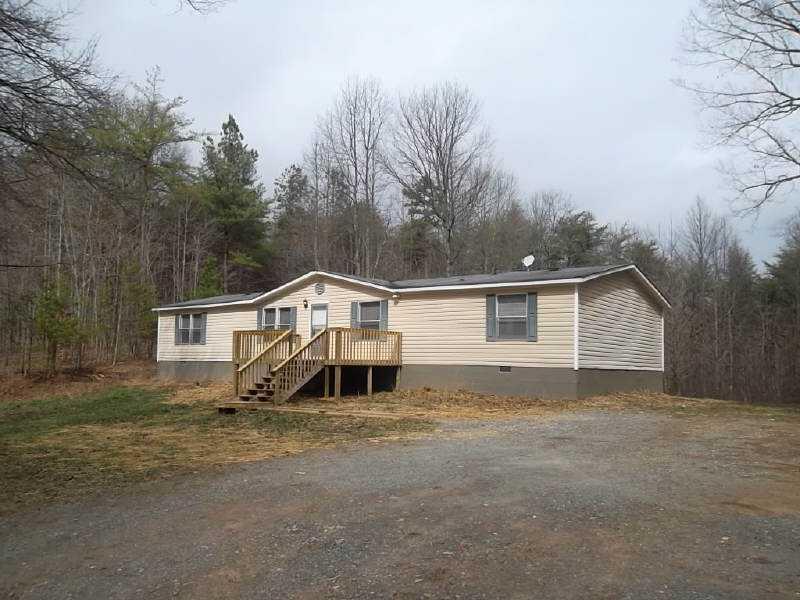 990 John Teem Rd., Talking Rock, GA 30175