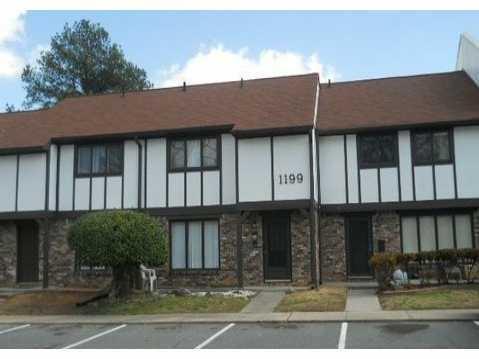 1199 Ashborough Dr. #E, Marietta, GA 30067
