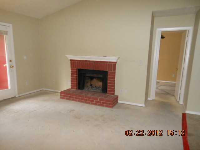 528 Warm Springs Cir., Roswell, GA 30075
