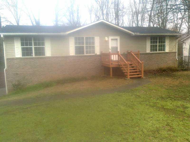 3353 Creekview Dr., Lawrenceville, GA 30044