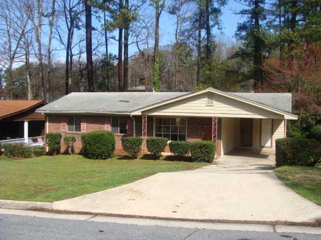 3215 Hobart Dr., Atlanta, GA 30318