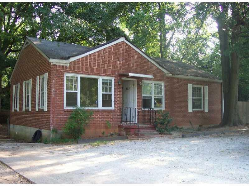 936 Columbia Dr., Decatur, GA 30030