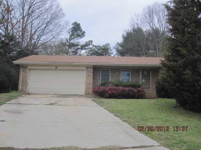 964 Ivy Ln., Conyers, GA 30012