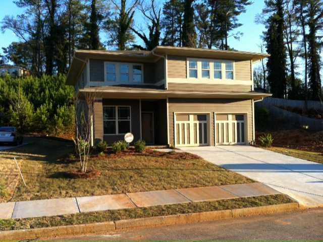 1789 Stoney Creek Dr., Atlanta, GA 30316