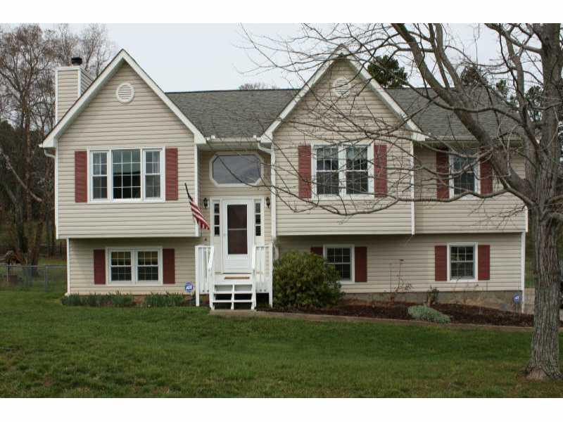 2097 Blackberry Cir., Auburn, GA 30011