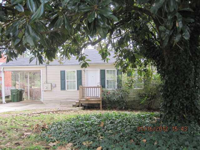 2582 Godfrey Dr., Atlanta, GA 30318