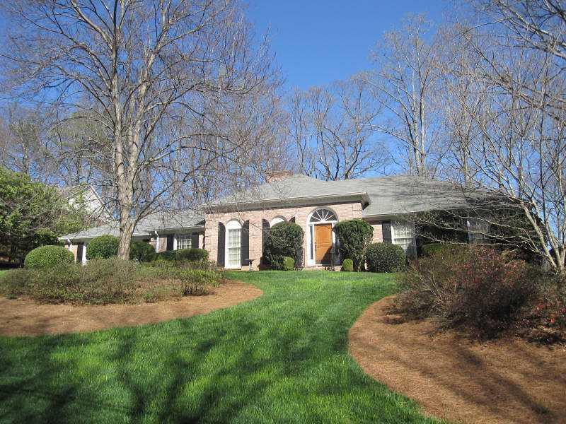 5565 Whitner Dr., Atlanta, GA 30327