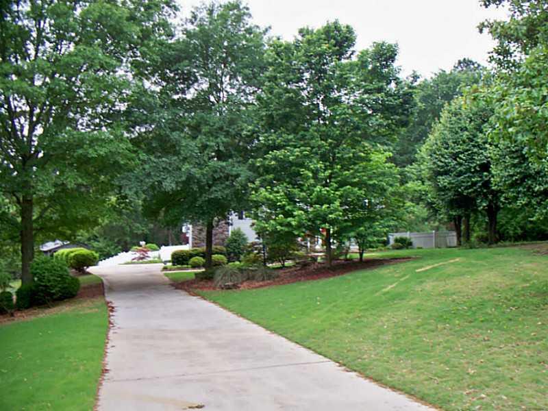 379 Clear Brook Tr., Douglasville, GA 30134