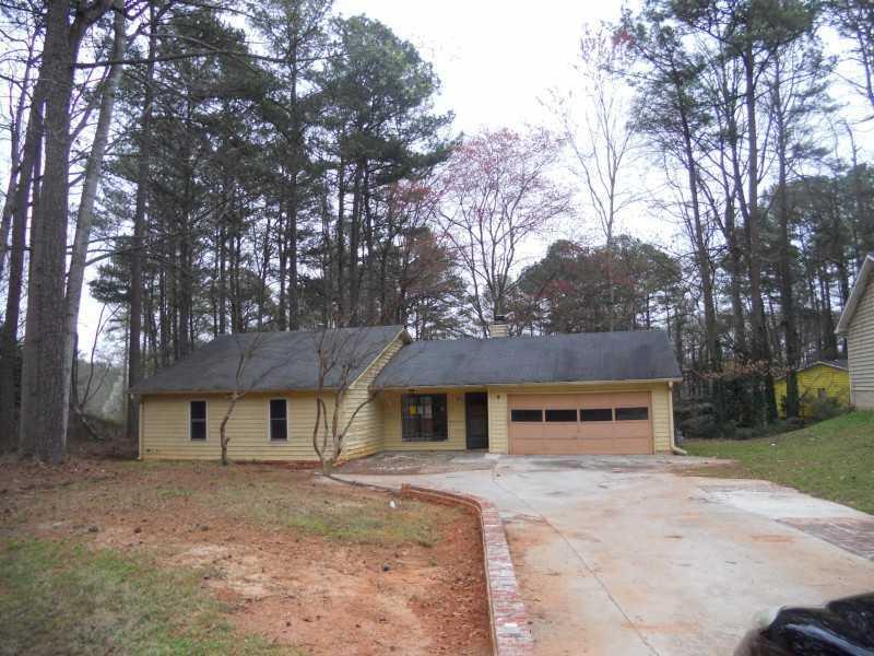 563 Dickens Rd., Lilburn, GA 30047