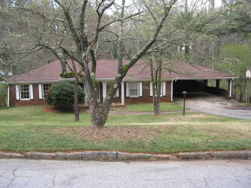 344 Barbashela Dr., Stone Mountain, GA 30088
