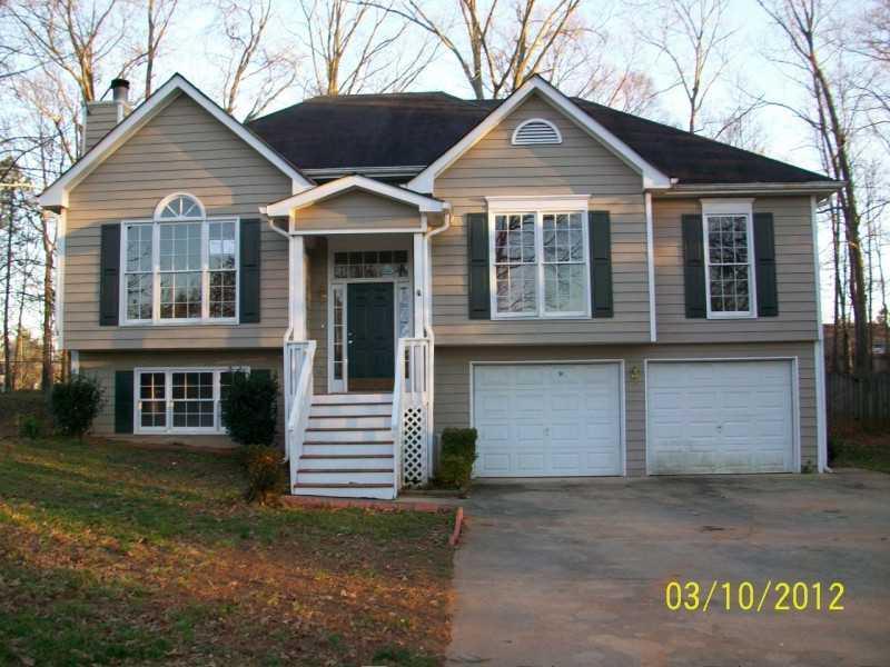 6243 Germantown Dr., Flowery Branch, GA 30542