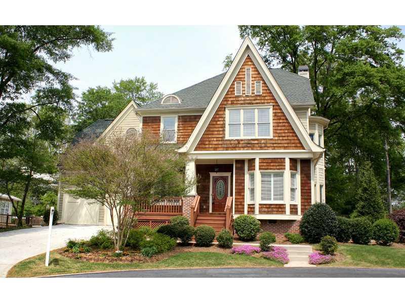 536 Peachtree Oak Dr., Norcross, GA 30071